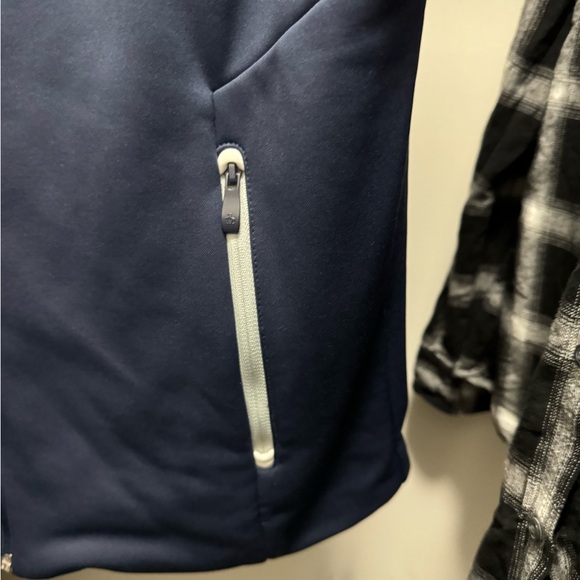 Penguin Golf Vest - Picture 3 of 3